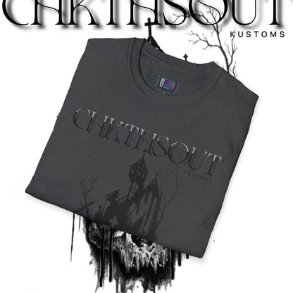 Chilling Haunted House Graphic Tee for Spooky Vibes